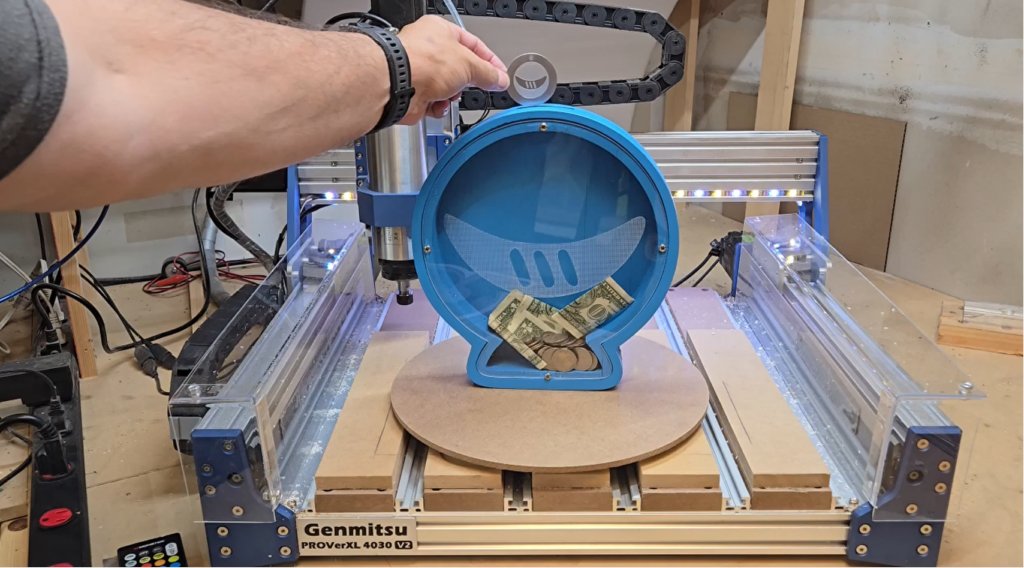 ecosdolevante's tweet photo. CNC &amp; Laser Engraved Coin Bank: SainSmart Anniversary Project https://t.co/9ORiN8wkli https://t.co/8vNYW6ZEkJ