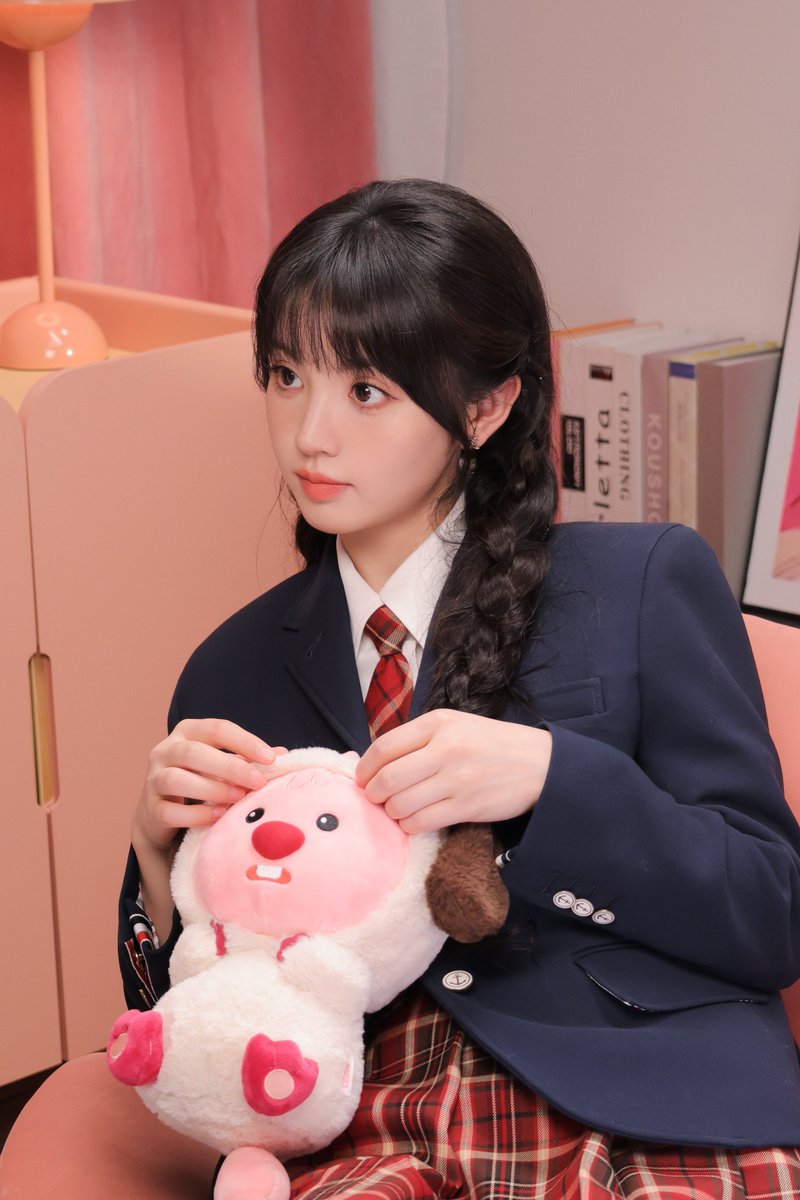 #TianXiwei’s team shares behind the scenes pics

More - m.weibo.cn/status/5077405…