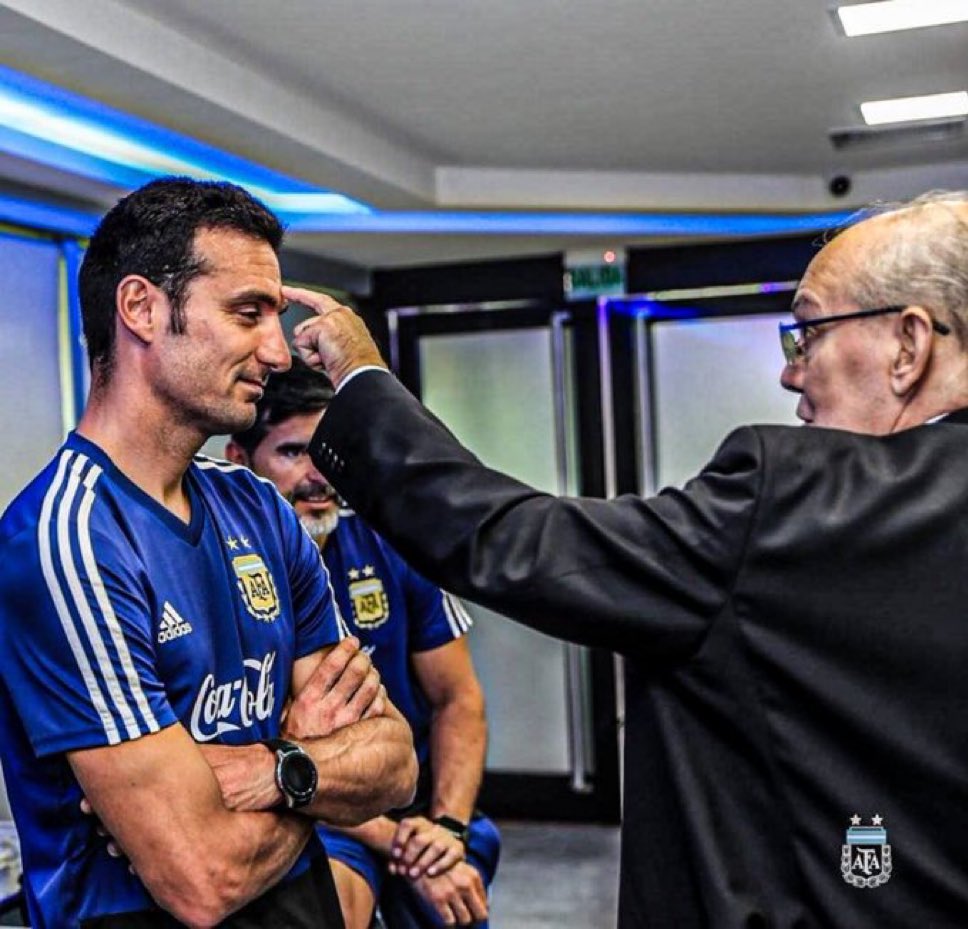 Feliz día del maestro.