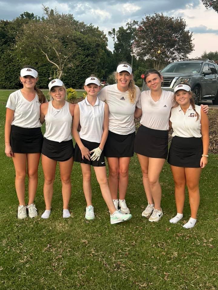 GilbertWGolf's tweet image. On Monday, the Lady Indians improved to 7-0 (6-0) after region victories over Aiken and Midland Valley at Aiken GC!! 

Adysen Langdale - 43
Natalie Berry - 50
Olivia Pitillo - 51
Grace McGlocklin - 60
Leyla Chavis - 61

#ChiefMentality