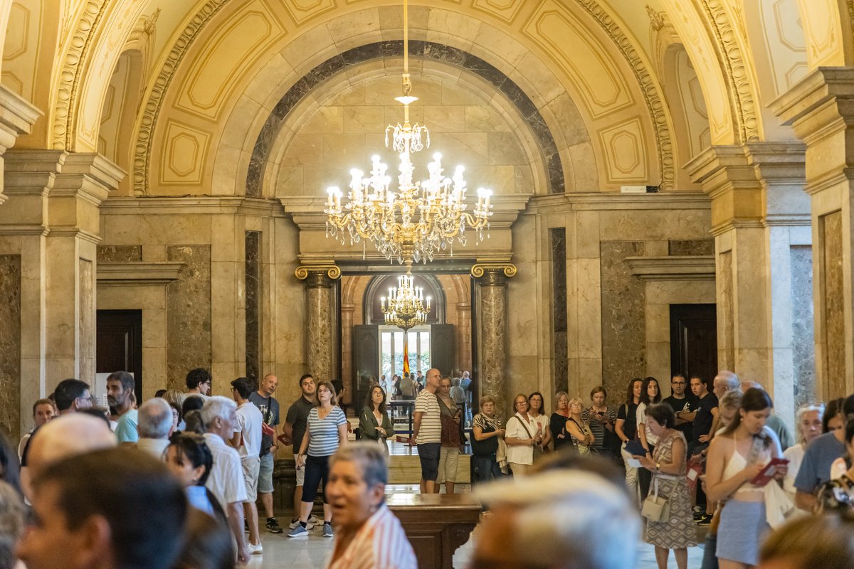 Parlament de Catalunya tweet media