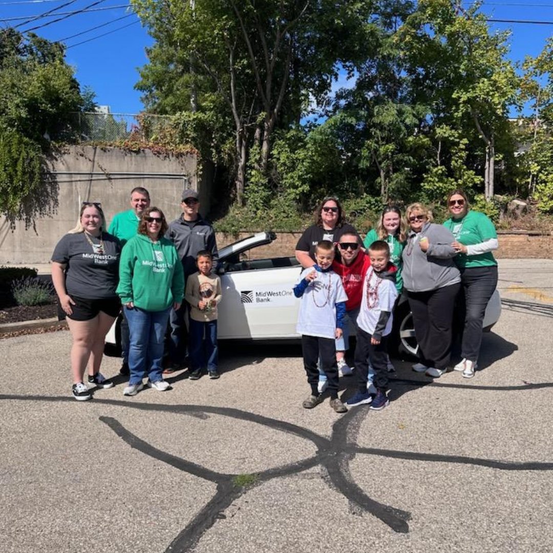 Platteville Dairy Days dates back to the 1940's and seems to get better every year! This smiling group of MidWestOne team members walked in the parade at last weekend's event and they loved seeing the community out and about for this fun celebration.