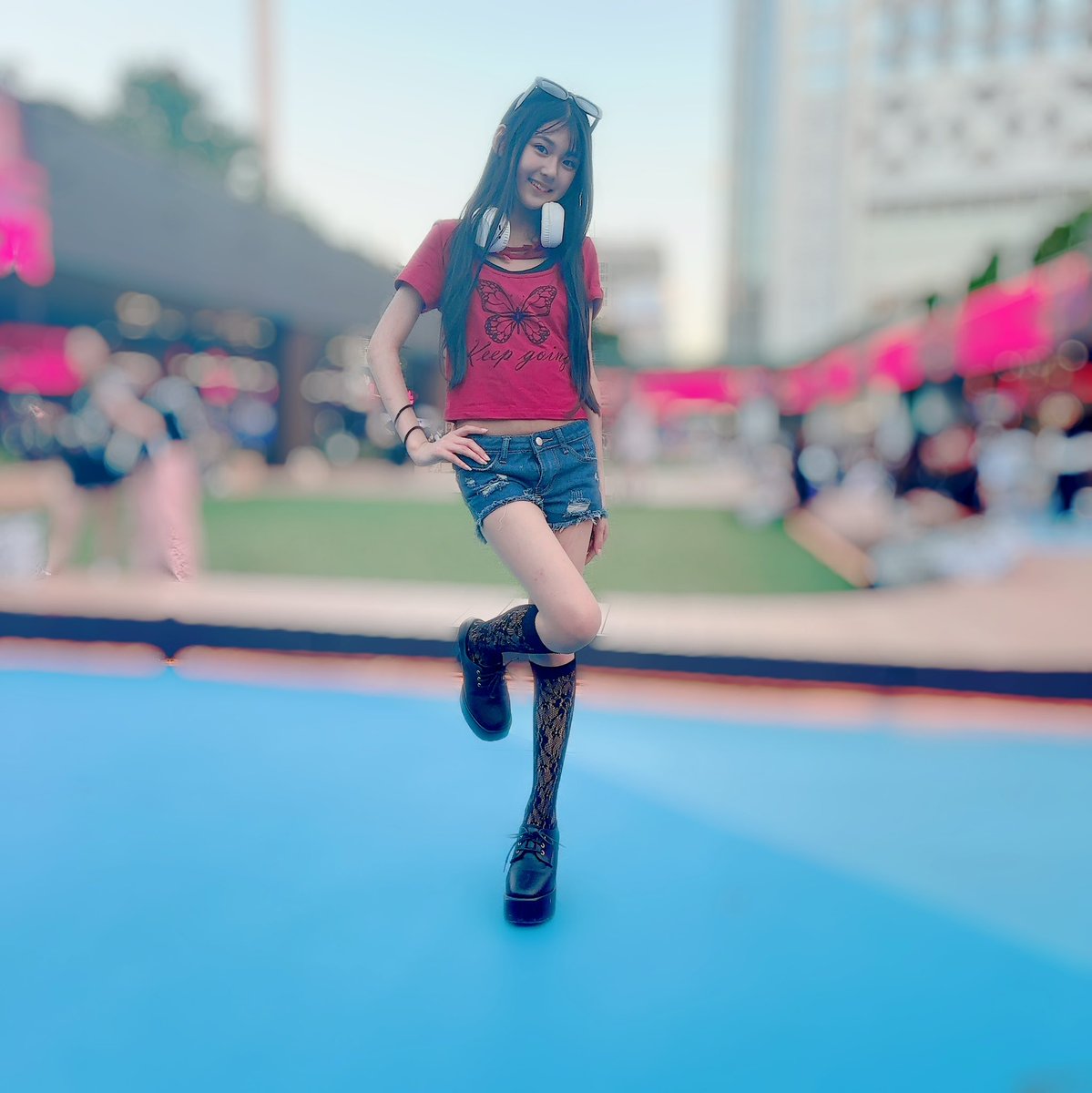Atsumi___Minami's tweet photo. 今日先程、池袋駅にて声をかけていただいた最高なノリの男性と女性。
どうか見つけてくれませんか😭

娘にプロダクションの紹介をしてくれましたが私がカフェラテを入れている間に娘がわけわからず断ってしまいました。笑
所属する事務所を絶賛探し中のため
お話したかったです！🙇‍♀️

#池袋駅
#小学生 https://t.co/u7Rv9MCpdk