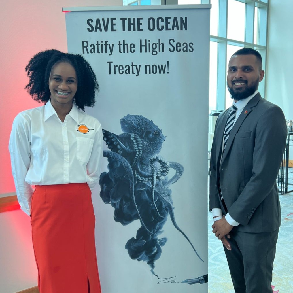Our Caribbean coordinator <a href="/LenekaRhoden/">Leneka Terika Scott</a> promoted the #RaceForRatification at the National Youth Convention of Trinidad and Tobago🇹🇹, designed to empower youth to support national development, with a strong focus on #ClimateChange, environmental sustainability, &amp; climate justice.