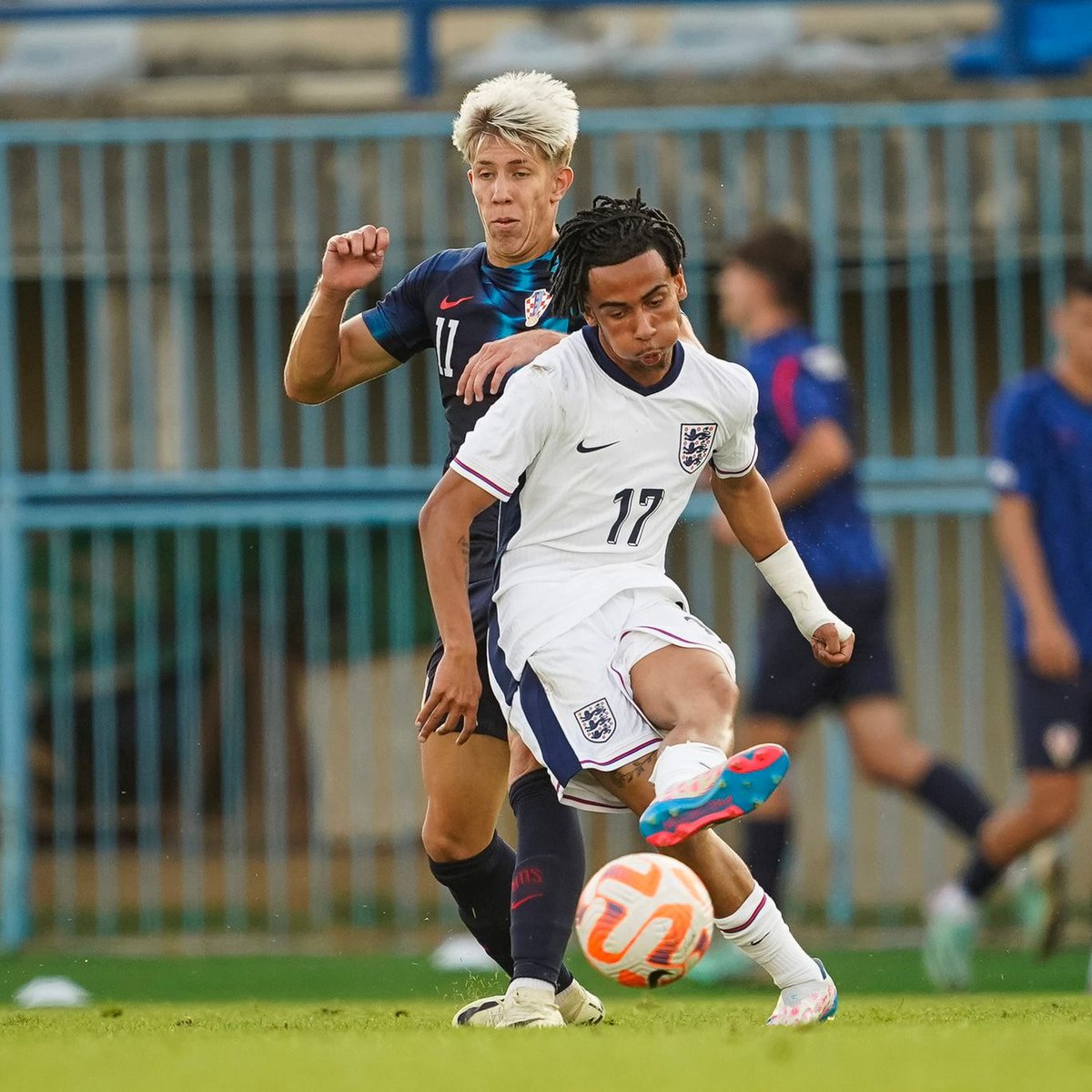BCFCAcademy's tweet photo. Romelle Donovan sets up a goal for England Under-19s against Italy. ⚽️

Menzi Mazwi scores his first international goal with Wales Under-19s. 🏴󠁧󠁢󠁷󠁬󠁳����

Northern Ireland Under-21s' Tommy Fogarty puts in a huge defensive shift against England. 🛑

A big week for our international youngsters!