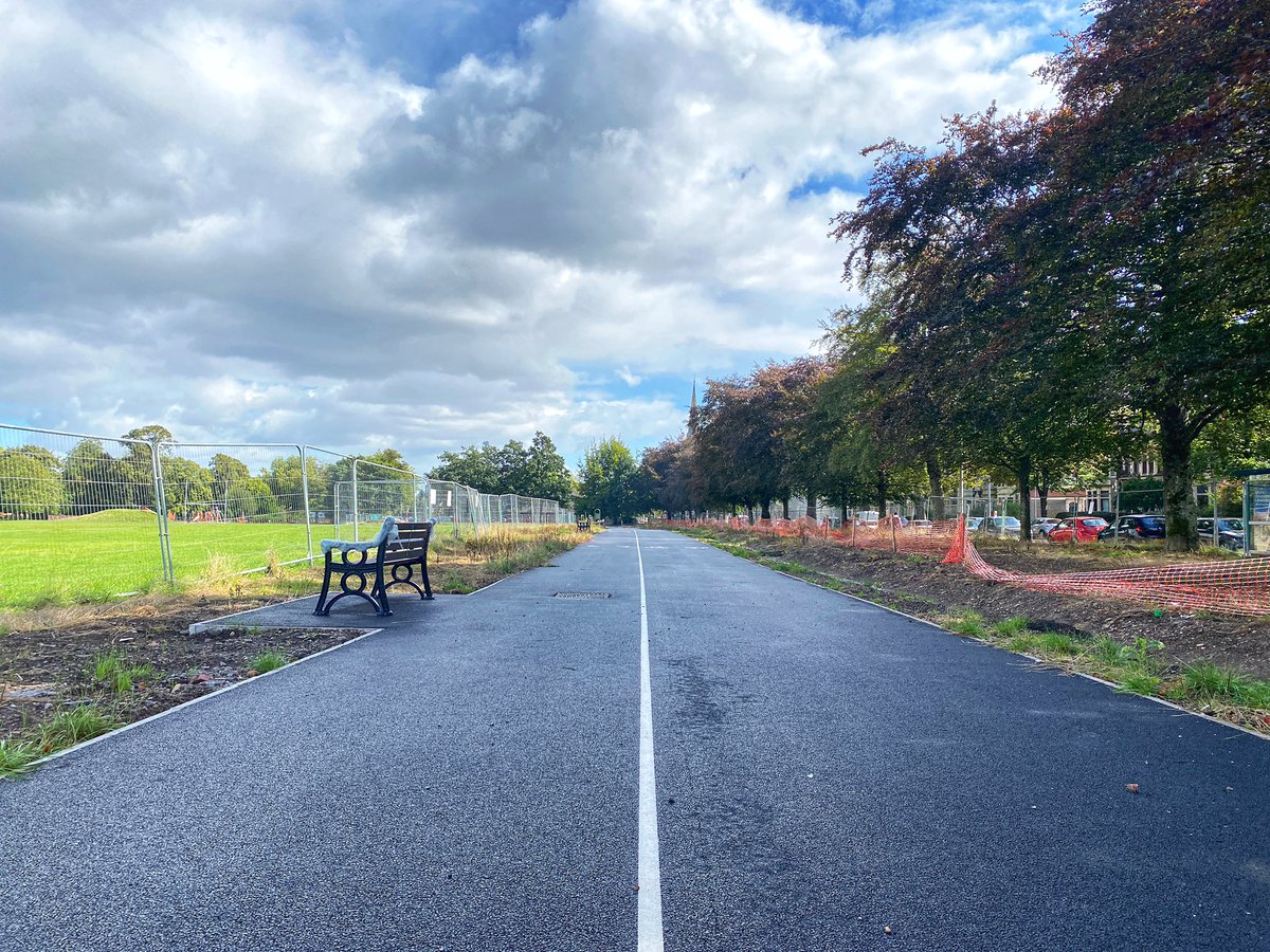 I Loves The ‘Diff tweet media