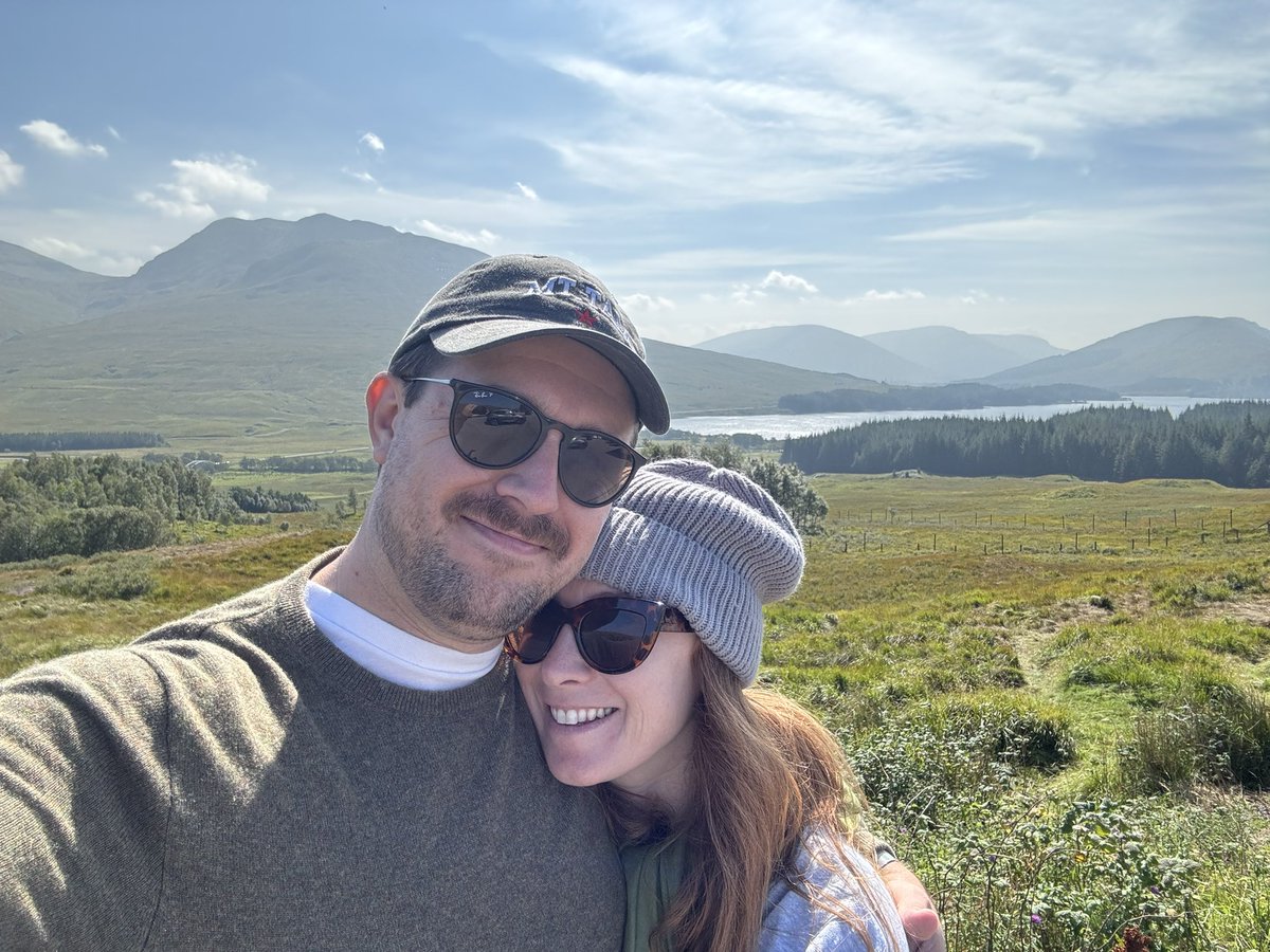 Stuart B. Thompson tweet media