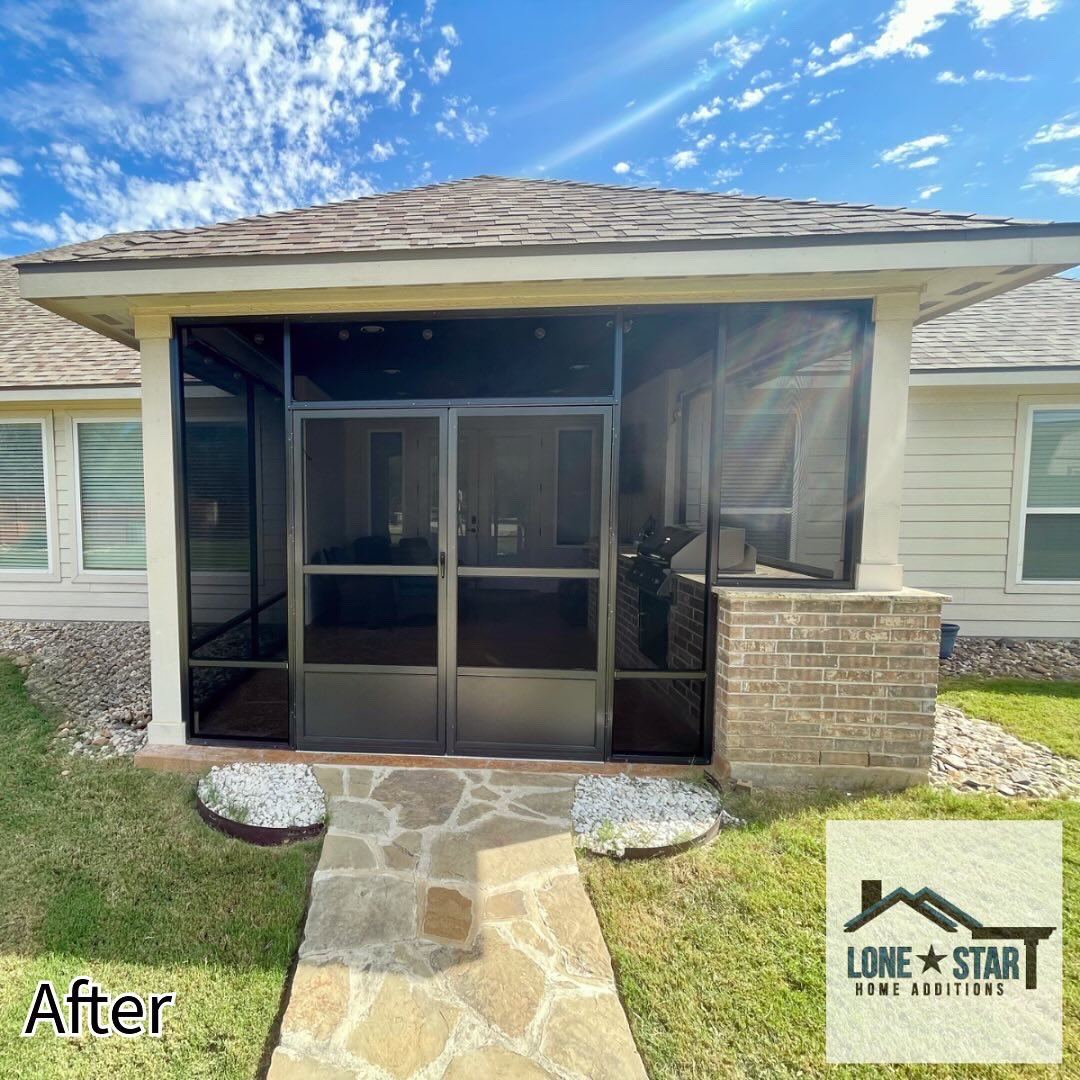LSHomeAdditions's tweet image. Another beautiful Screen Room installation completed in Castroville, Texas. Enhance your outdoor space with a custom-designed patio enclosure today! ☀️🏠 #CastrovilleTX #PatioDesign #BeforeAndAfter 

lonestarhomeadditions.com

210-986-0628