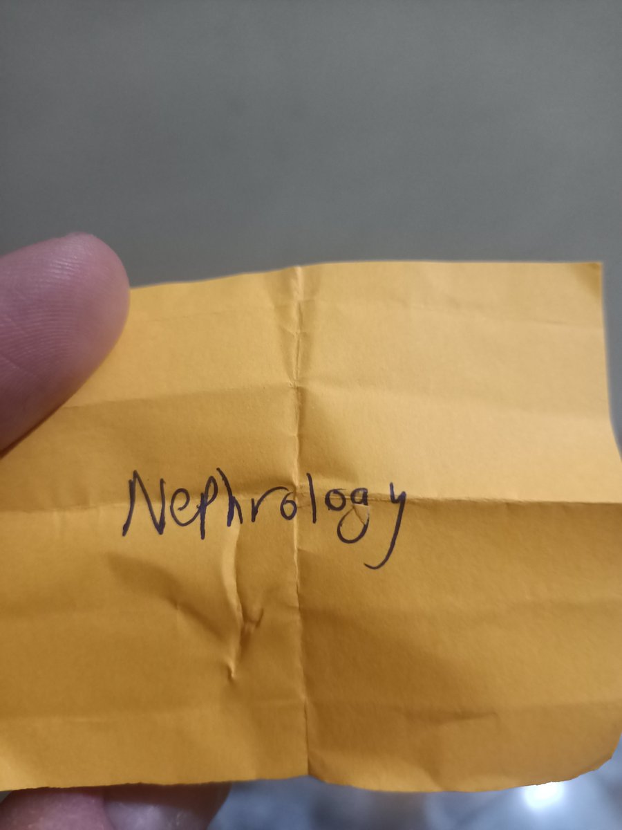 ahmedrawf123's tweet image. Yes but sometimes no 😂😂
#section2
#men2inblack
#med60graduationvibes
#Med60InScrubs