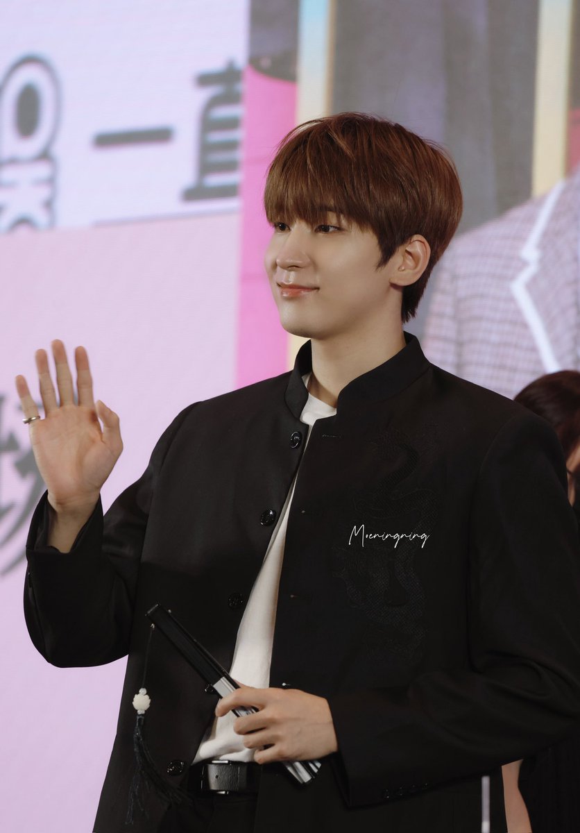 Moe 닝닝 tweet media