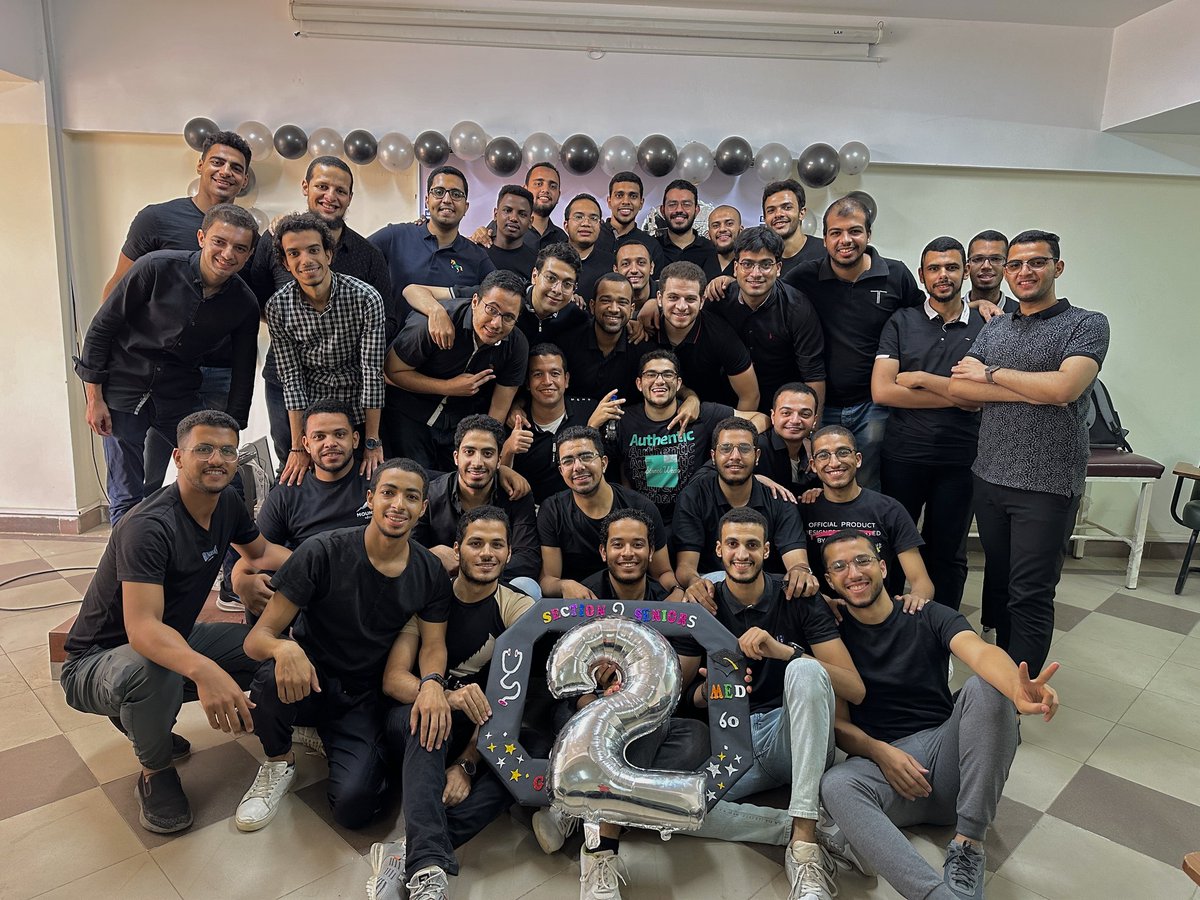 Forcoast1's tweet image. &quot;The Black Rose shall bloom once more.&quot; 🌹🖤🔥
#section2
#men2inblack
#med60graduationvibes