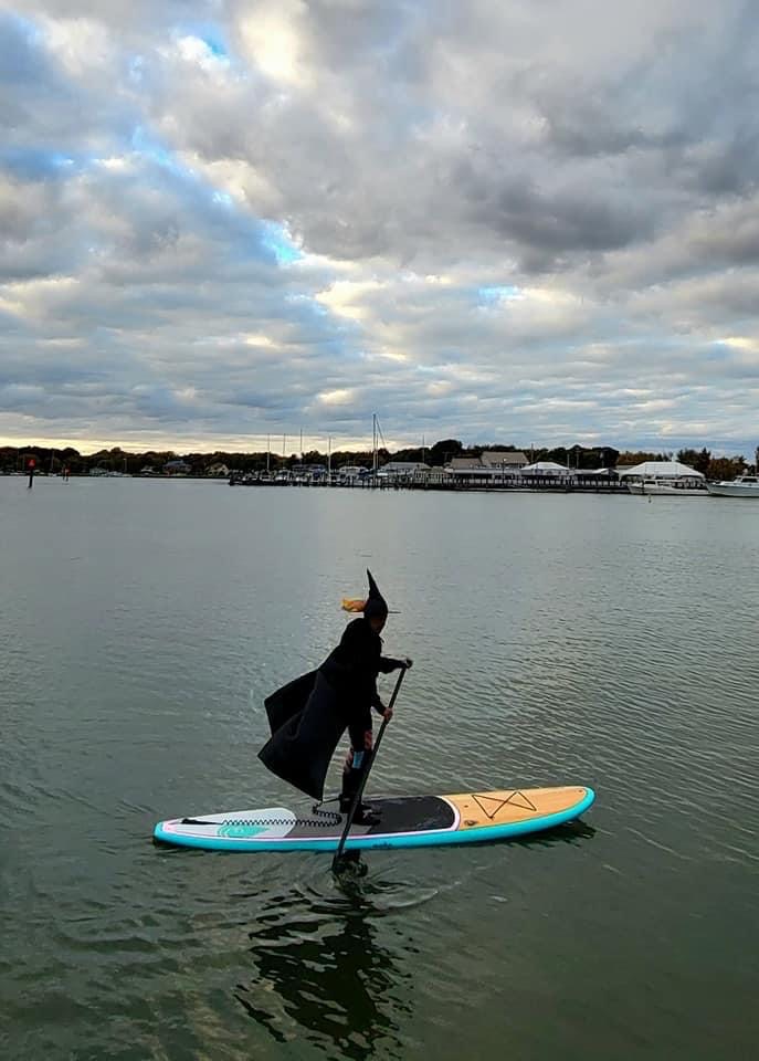 Join us for W𝐢t𝐜h𝐞s o𝐟 𝐑o𝐜k H𝐚l𝐥!!!!
Friday Evening at @havenharbourmarinaresorts south
Friday , October 25, 2024   |  5-8pm running to Saturday, October 26th  11am - 4:30pm at Ferry Park Beach and Main Street Rock Hall