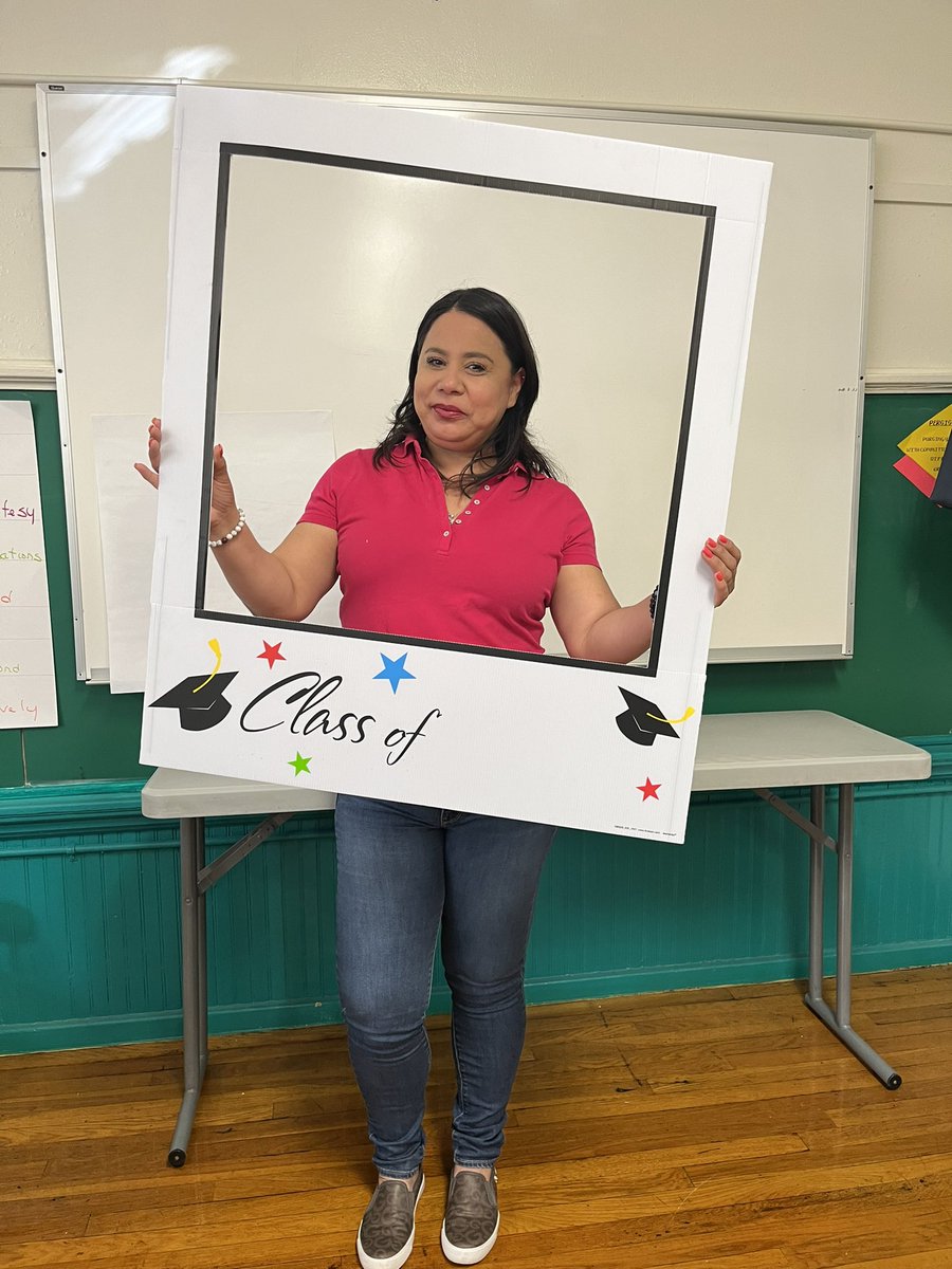 SJALC_education's tweet photo. Congratulations to Noemi on obtaining her GED!
#SJALC https://t.co/zlUQZu3q4F