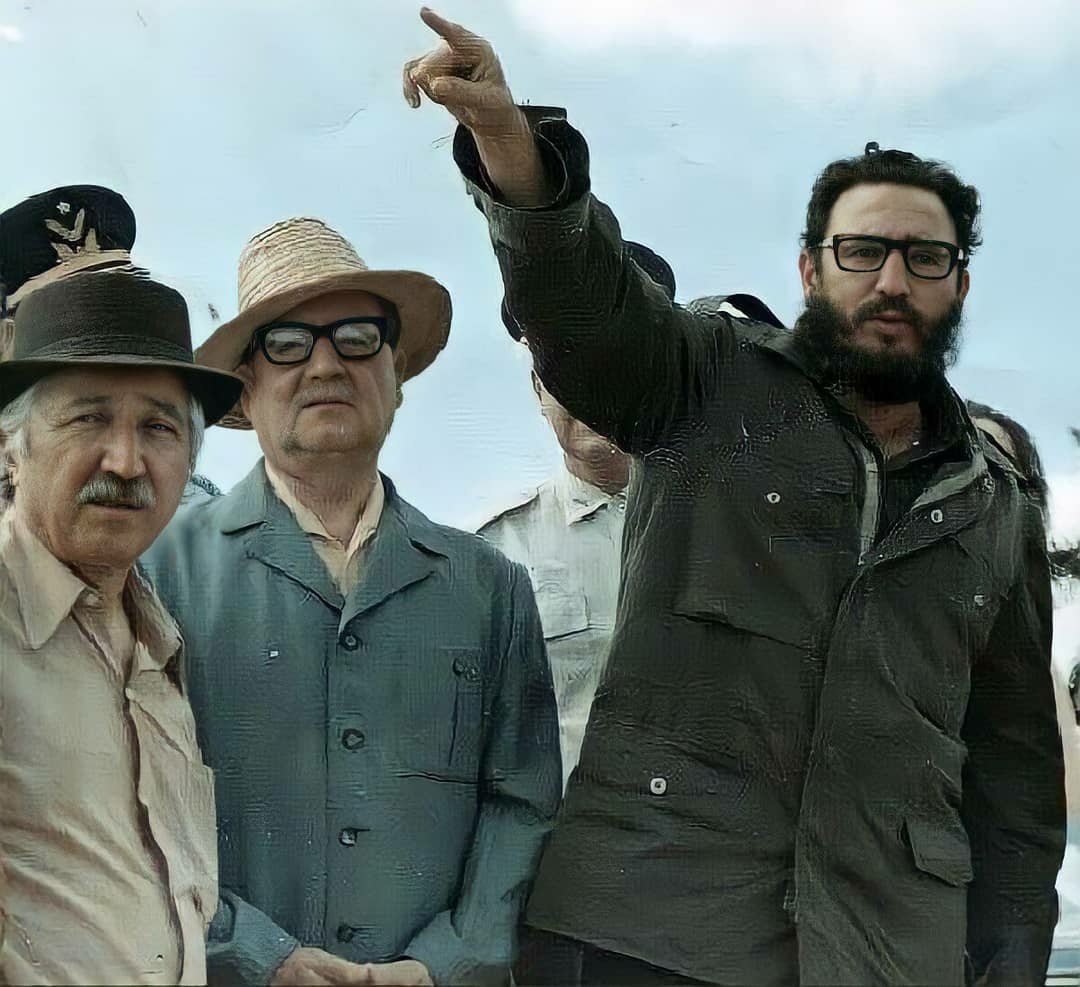 ✊️👉11 de septiembre de 1973.

Salvador Allende vive. Pero no en Chile, en América Latina y el mundo 🌎