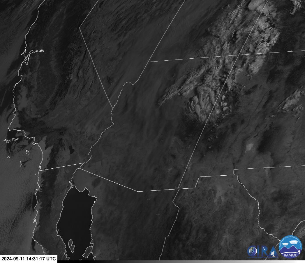 Comparison of GOES-18 (West) &amp; GOES-16 (East) of the smoke. G18 is looking in the direction of the Sun and gets light scatter off the top of the smoke. In the afternoon G16 will have the better view of smoke.

#azwx