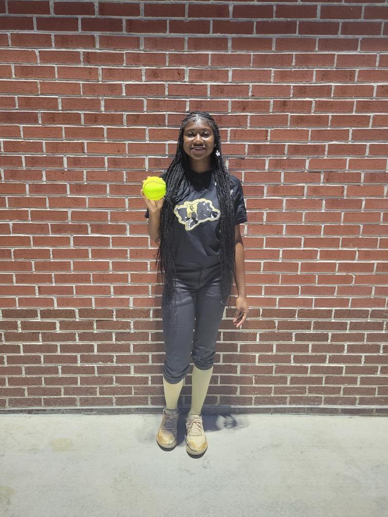 RaJayla McBride tweet media