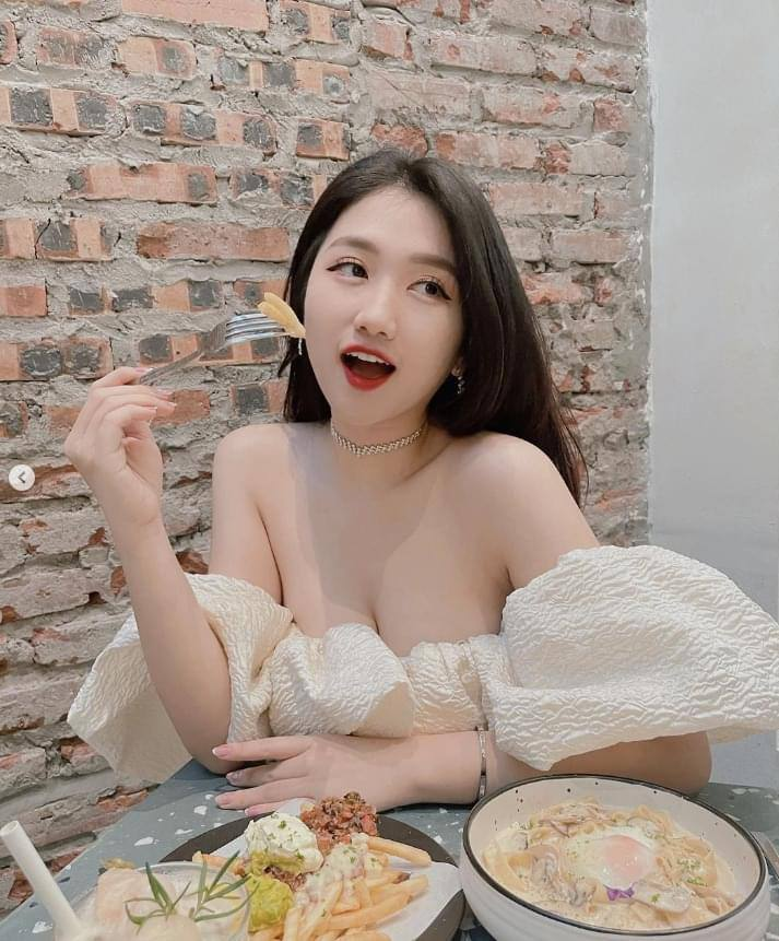 TheWorksbyT's tweet photo. Đêm nay anh muốn nhiêu cái cùng em ạ https://t.co/4AeoYTX0Gc