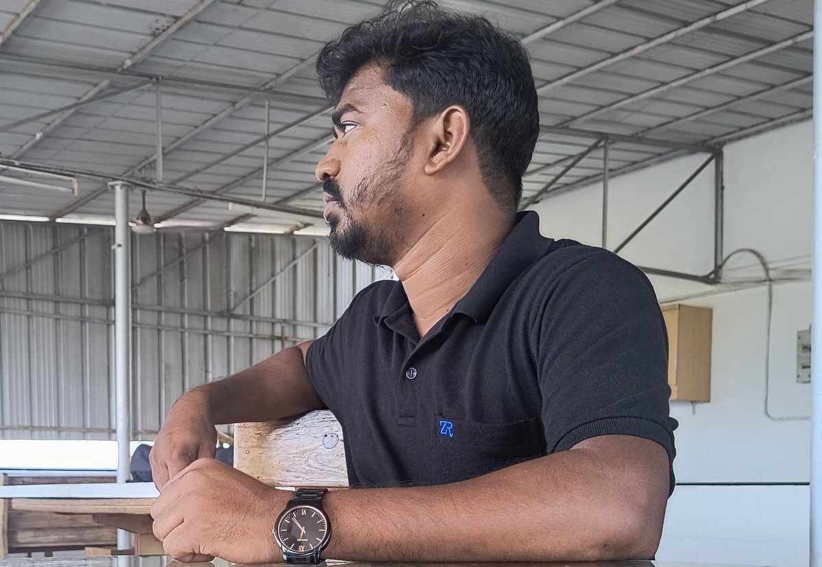 Jayakanagaraja's tweet photo. #Half_Face https://t.co/agq5jfvqqp