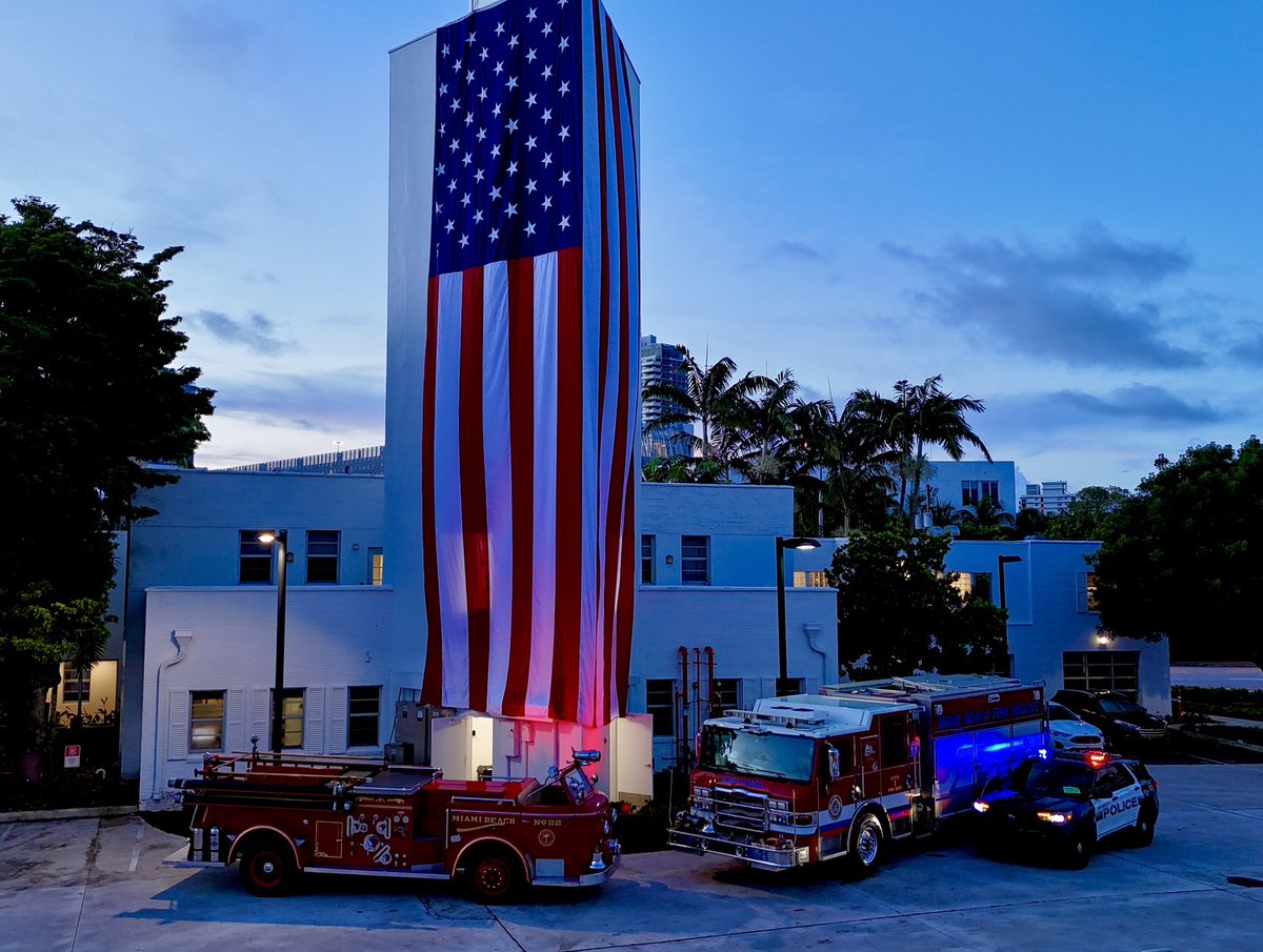 Firemard2's tweet photo. 9/11 Ceremony at Miami Beach Fire Station 2. https://t.co/7g79RnzDMa