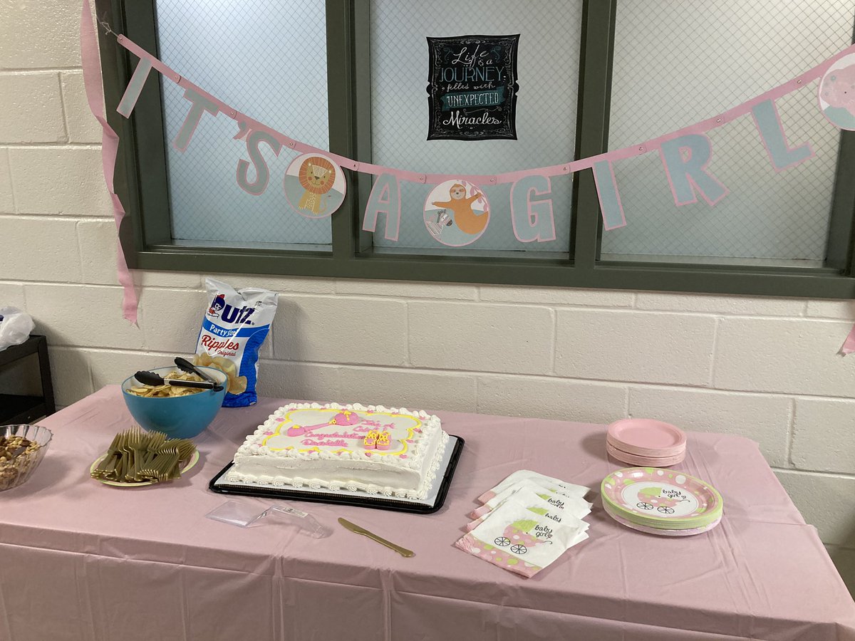 Lisa Knick tweet media