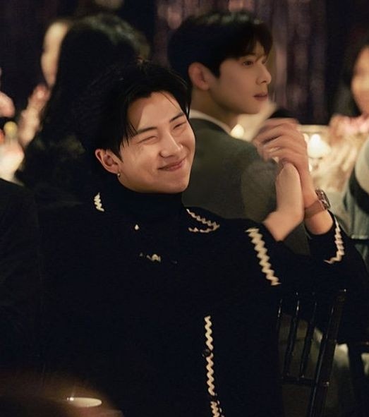 ShineNewDay's tweet photo. کیم نامجون مرسی که به دنیا اومدی تا نشون بدی موسیقی و هنر واقعی چیه

HAPPY BIRTHDAY NAMJOON
#30YearsOfJooniverse
#OurVoiceOurShoulderRM
#HappyBirthdayRM https://t.co/bhBTR0Jj2O