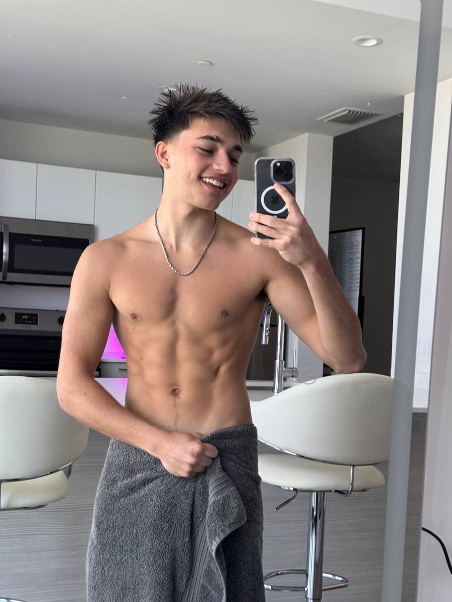 Say "hey" if I can send my shower video to your Twitter dms