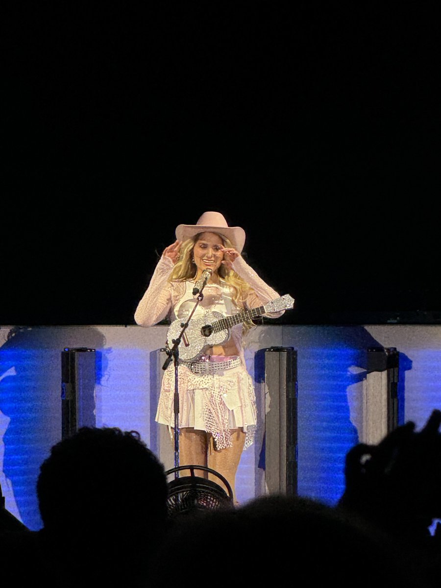 Thank youu for last night <a href="/Meghan_Trainor/">Meghan Trainor</a>