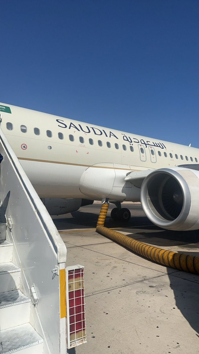 بما انه من الحماس مافينا صبر لين تجي..
قررت اركبها اسوقها واجيبها لكم ..

انتظر الاذن من ابو ناصر <a href="/Turki_alalshikh/">TURKI ALALSHIKH</a> عشان اقلع 😅

ازهلوني 👍😅
 #طياراتنا_وين_وصلت