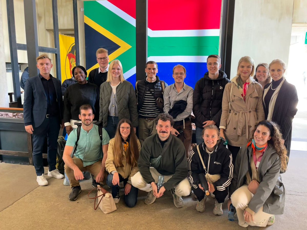 We Just wrapped up an enriching 3 days in Johannesburg! 🌍 Our stipends explored South Africa’s #socioeconomic issues and Sub-Saharan Africa’s political landscape with insights from Dr. Holger Dix. 

Highlights: networking with KAS scholars &amp; learning about the German embassy’s