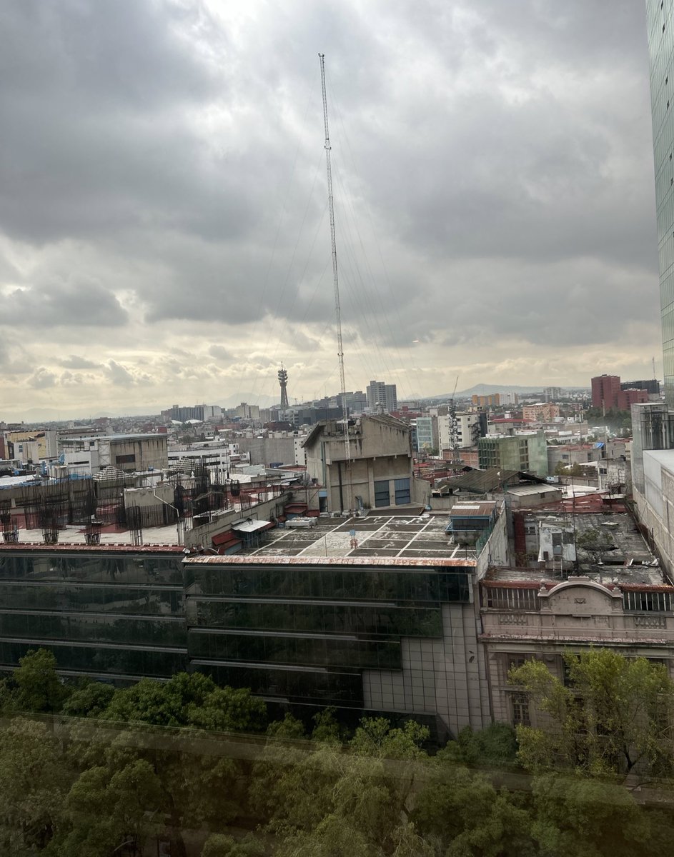 DalmyMartinez's tweet image. El día se puso gris, igual que la historia de México 🇲🇽
#ReformaAlPoderJudicia