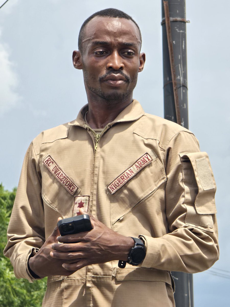 DanBorno's tweet photo. #MaiduguriFlood This soldier of KC Uwaezuoke, if you know his mother, tell her she has given birth to a brave and patriotic Nigerian. The number of people he has evacuated to safe land cannot be counted. We are so grateful to the @HQNigerianArmy for a job well done. https://t.co/SCG755g2Fr