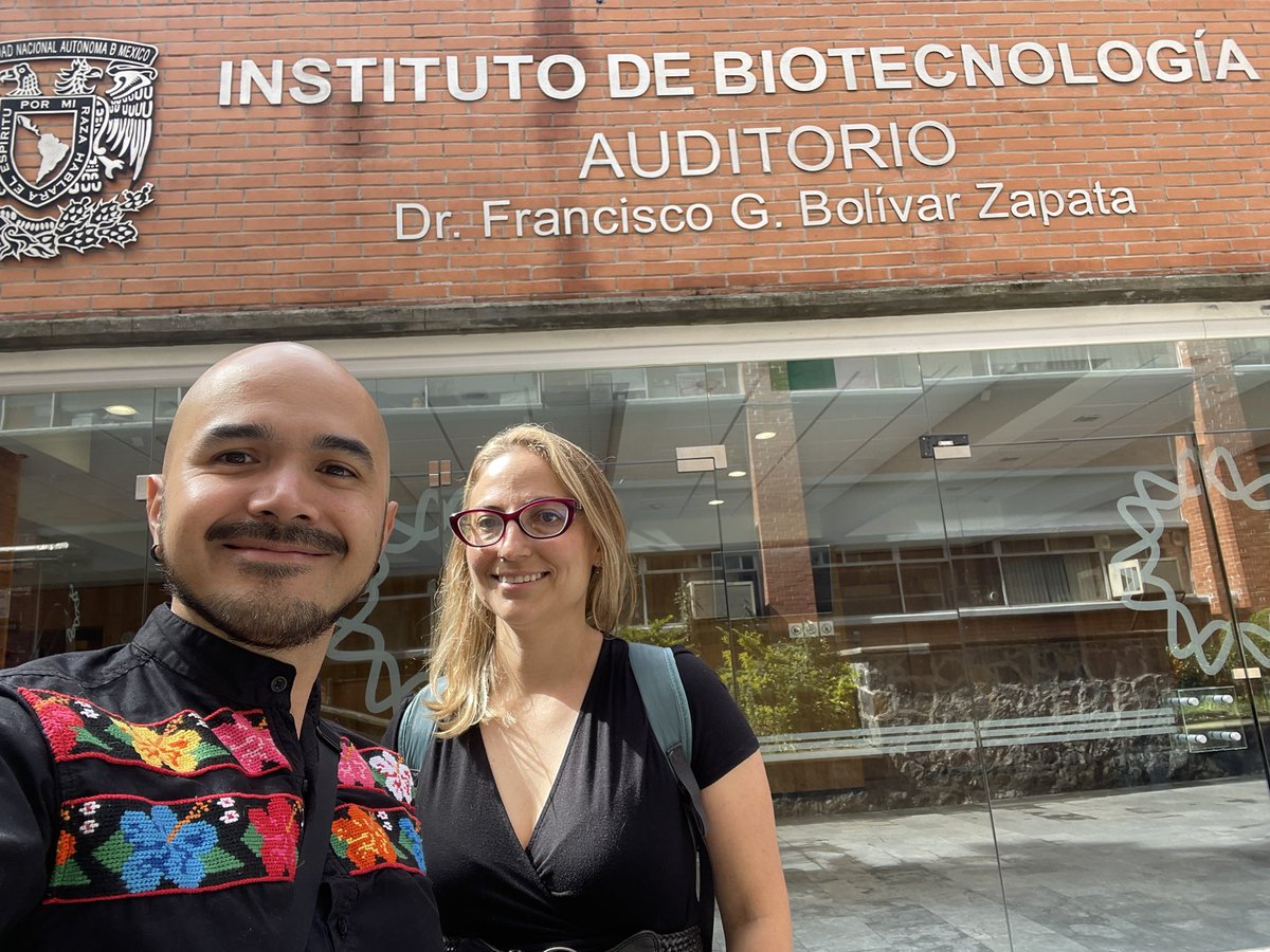 yosoyden's tweet image. Visitando @ibt_unam con @IngridFetter para un examen de doctorado @UNAMPosgrado 
Con compañía así, el trayecto a Cuernavaca se disfruta más 😁