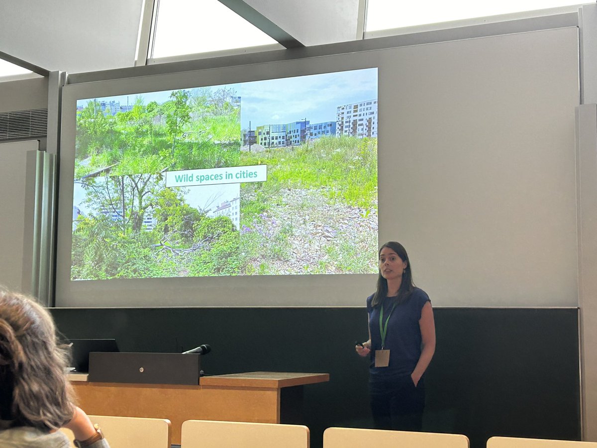 Simon Moesch (@simonmoesch) on Twitter photo „#urban #rewilding is highly #accepted!“
Great insights at #gfoe2024 @GfoeSoc at <a href="/TU_Muenchen/">TU München</a> by <a href="/BrendaZoderer/">Brenda Zoderer</a> from <a href="/BOKUvienna/">BOKU University</a> „#urban #rewilding is highly #accepted!“
Great insights at #gfoe2024 @GfoeSoc at <a href="/TU_Muenchen/">TU München</a> by <a href="/BrendaZoderer/">Brenda Zoderer</a> from <a href="/BOKUvienna/">BOKU University</a>
