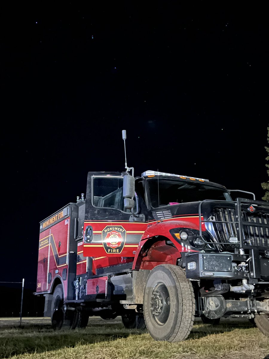 MonumentFire tweet media