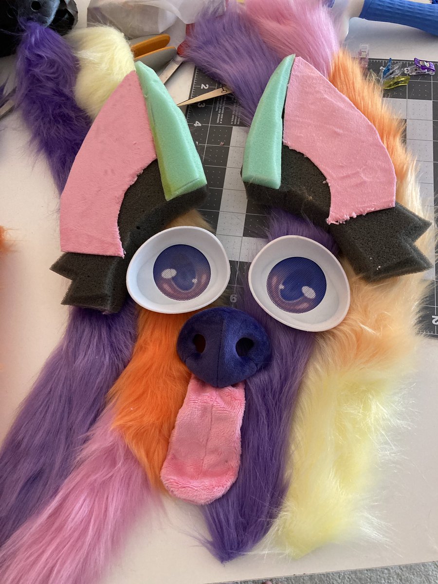 feralcandy's tweet photo. Silly WIP pics are one of the best parts of fursuit making 😜 https://t.co/VaglIpIA8w