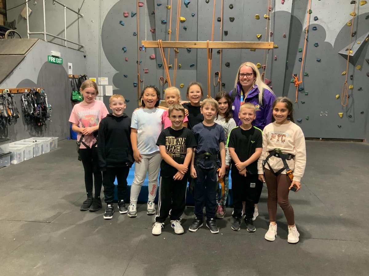 Miss Crossley tweet media