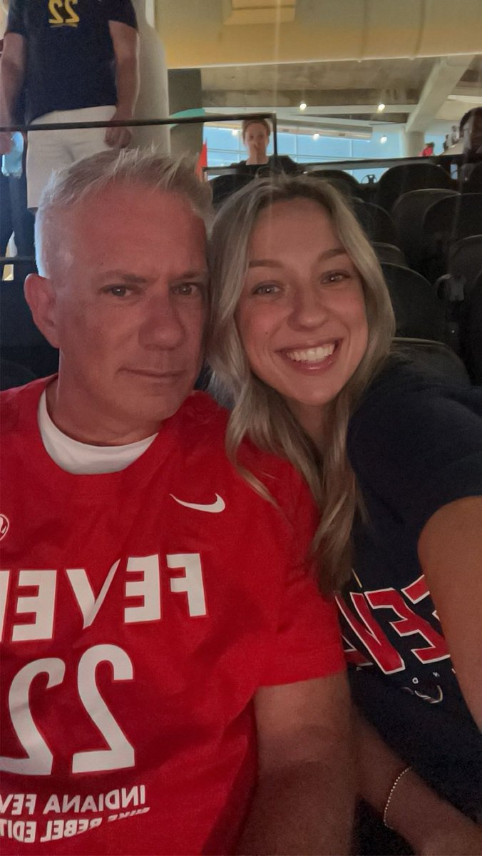 Happy birthday to the best dad in the 🌍!! Thank you for constantly pushing me in everything I do, and never letting me fall. I am so lucky to have a dad like you❤️ <a href="/KevinKriews/">Kevin Kriews</a>