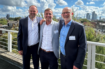 Heatcatcher_WHR's tweet photo. Thank you to our Heat Pump technology partner @PurethermalUK for the invite to the UK launch of the ENERBLUE Palladium Air Source Heat Pump at the Greenpeace Headquarters. Learn more >> https://t.co/Ldz4bfbsfN 
#Heatpumps 
#enerblue 
#sustainability https://t.co/v9hzPnuKcG