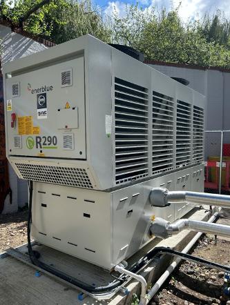 Heatcatcher_WHR's tweet photo. Thank you to our Heat Pump technology partner @PurethermalUK for the invite to the UK launch of the ENERBLUE Palladium Air Source Heat Pump at the Greenpeace Headquarters. Learn more >> https://t.co/Ldz4bfbsfN 
#Heatpumps 
#enerblue 
#sustainability https://t.co/v9hzPnuKcG