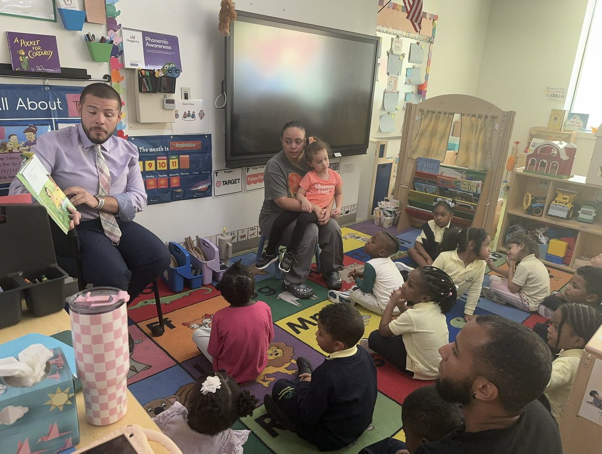 mrrosignano's tweet photo. The best way to get to know my new babies, is to go into to the classroom and read a book. Ever month we get together as a school community and have our monthly read aloud. #earlychildhood #prekexpansion #nycdoe @GoldPreKD9 https://t.co/D57UAzsnx8