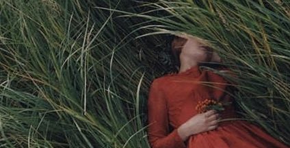 Beni buruşturmuşsun ama atmamışsın, bende atmadığına sevinmişim. Buruşturduğunu gözüm görmemiş.