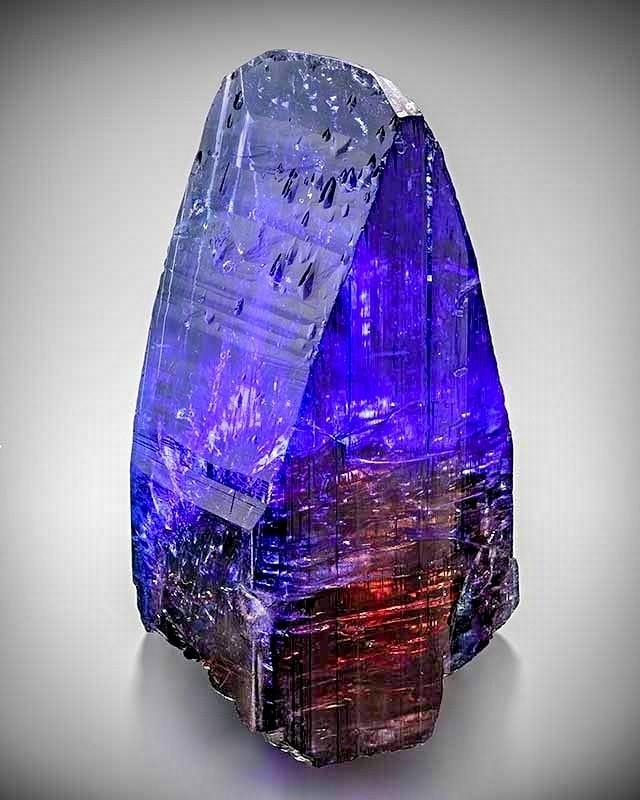 Wow! Love this! 📷 of Course Tanzanite has Incredible Color📷From Arusha Region, Tanzania.

Photo  📷 Mardani Fine Minerals