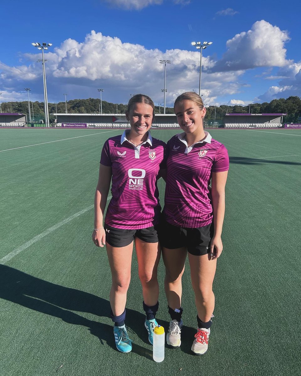 Wow, the Girls 1st Team really put a shift in this afternoon to hold Durham Uni 2's to a 0-0 draw. Battling, brave and resolute. Even better to play against two of last years wolves Issy and Frankie who start Uni in a few weeks time. 🤎🐺🤎🐺