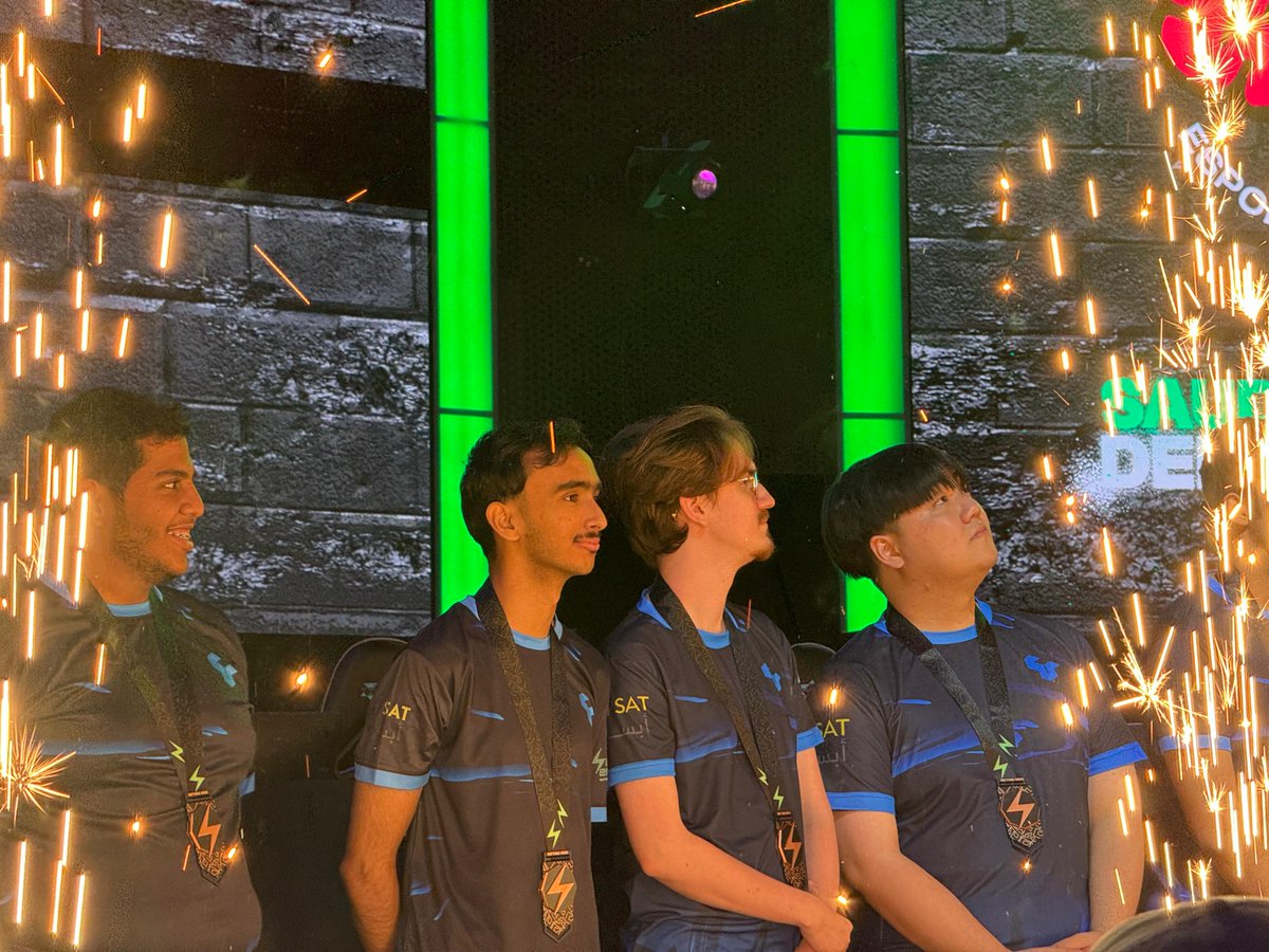 فريقنا أظهر عزيمة وإصرارًا كبيرين ليحقق المركز الثالث في نهائيات Major 3 في لعبة #Overwatch2! 🥉👏

نحن فخورون بما قدموه، والقادم أفضل بإذن الله. الطموح مستمر نحو تحقيق المزيد من الإنجازات! 💪🔥