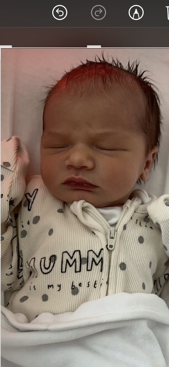 This little Princess arrived on Sunday. Thank you to all the staff for bringing her safely into the world. Forever grateful <a href="/LiverpoolWomens/">Liverpool Women's University Hospital</a> <a href="/jamessumnerNHS/">James Sumner 💙</a>