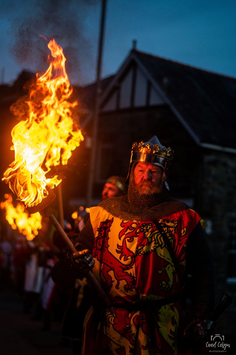 This weekend kids go free! Join us in honouring the legacy of Wales' greatest hero, Owain Glyndŵr! 

Celebrate Owain Glyndŵr Day with a series of events across selection of our Cadw sites.

Find out more here: ow.ly/osSr50TkZRX