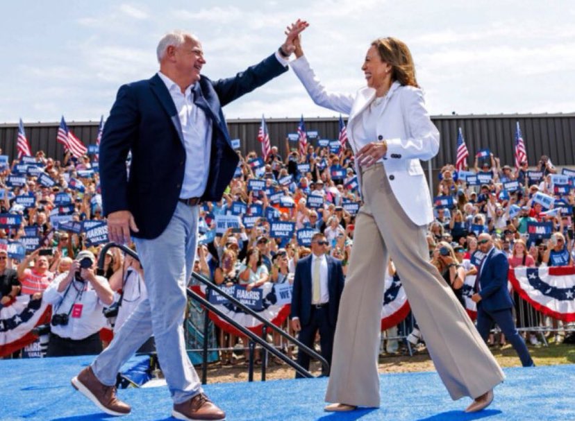 charles_dujon's tweet photo. @FredBlueVoter 💙I’m voting for #HarrisWalz2024

#RT

#Follow👩🏻‍🦽🏃🏻‍♀️🚶🏻‍♀️⛹🏽‍♀️🚴🏽🚙
@KamalaHarris
@Tim_Walz
@KamalaHQ

#RegisterToVote📋
https://t.co/kDH4EMHO4O

#Volunteer🙋🏽‍♀️
https://t.co/XcjMiUM3lq

#Donate💰
https://t.co/fyCy175REl

#Vote🗳️
@KamalaHarris on Nov 5th

#ForMoreInfo
https://t.co/UjTerQr9Qm https://t.co/eAYPoyeGgX