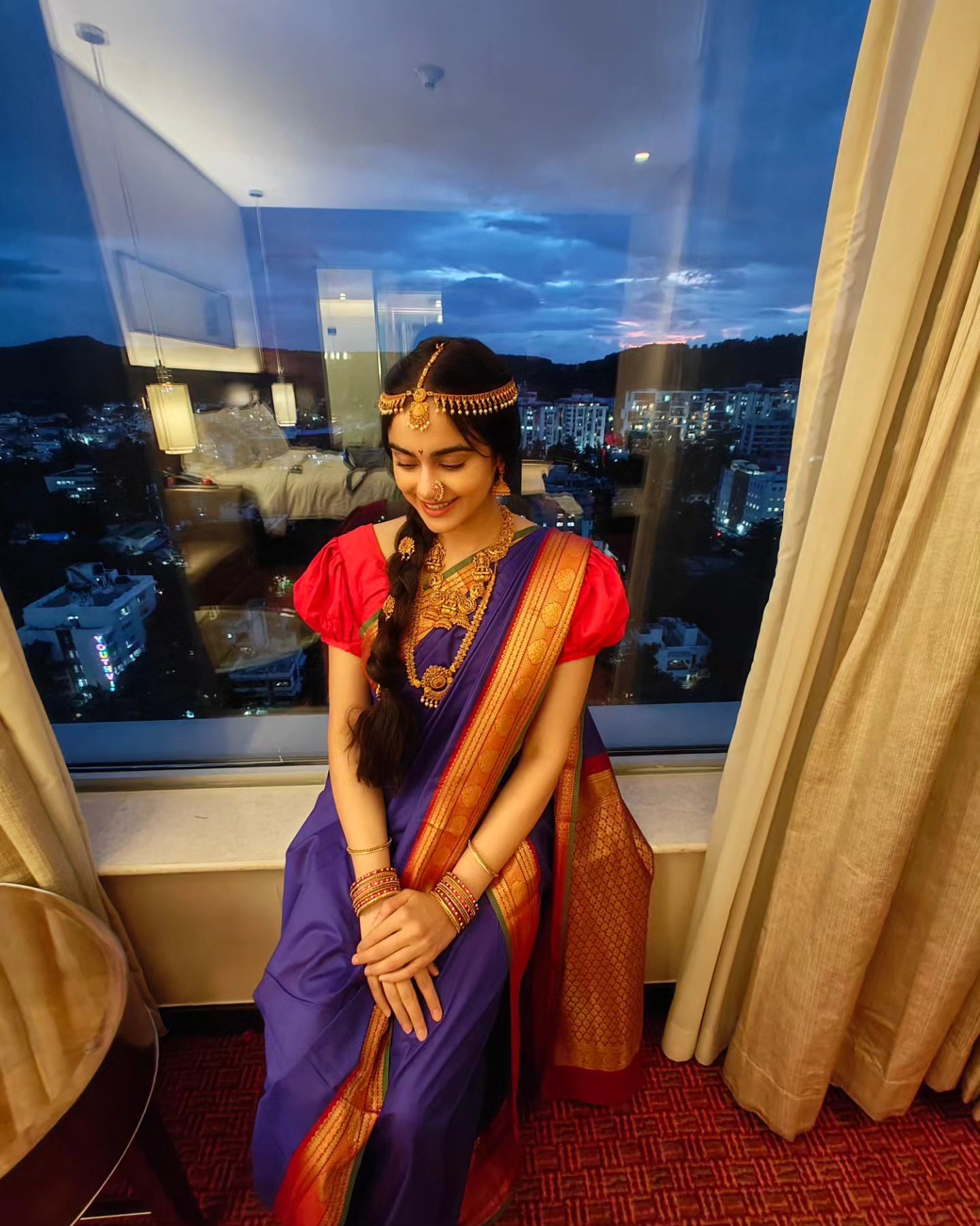 GXNfc8obQAALnSt?format=jpg&name=large