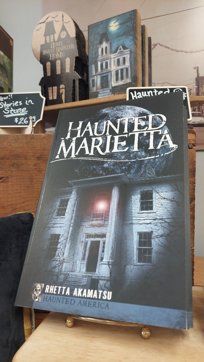MariettaMuseum's tweet image. Spooky season is here, new spooky-fun items in the store this season, from books to pillows &amp;amp; more! Available in -store, Tue- Sat 10am - 4pm, &amp;amp; online.
Online Store: mariettahistorycenter.shopsettings.com/Seasonal...
#mariettasquare #VisitMariettaGA #MariettaSquare #atlantassweetspot