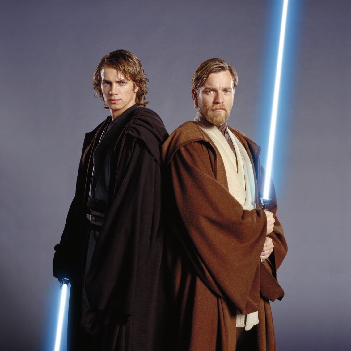 Hayden Christensen dice que le encantaría hacer más proyectos de Star Wars con Ewan McGregor

"Si eso significa que tengo que hacer más con Ewan, entonces eso es obvio, pero realmente espero que continúe con el personaje".
¿Qué proyecto te gustaría?🤔

Fuente <a href="/Variety/">Variety</a>